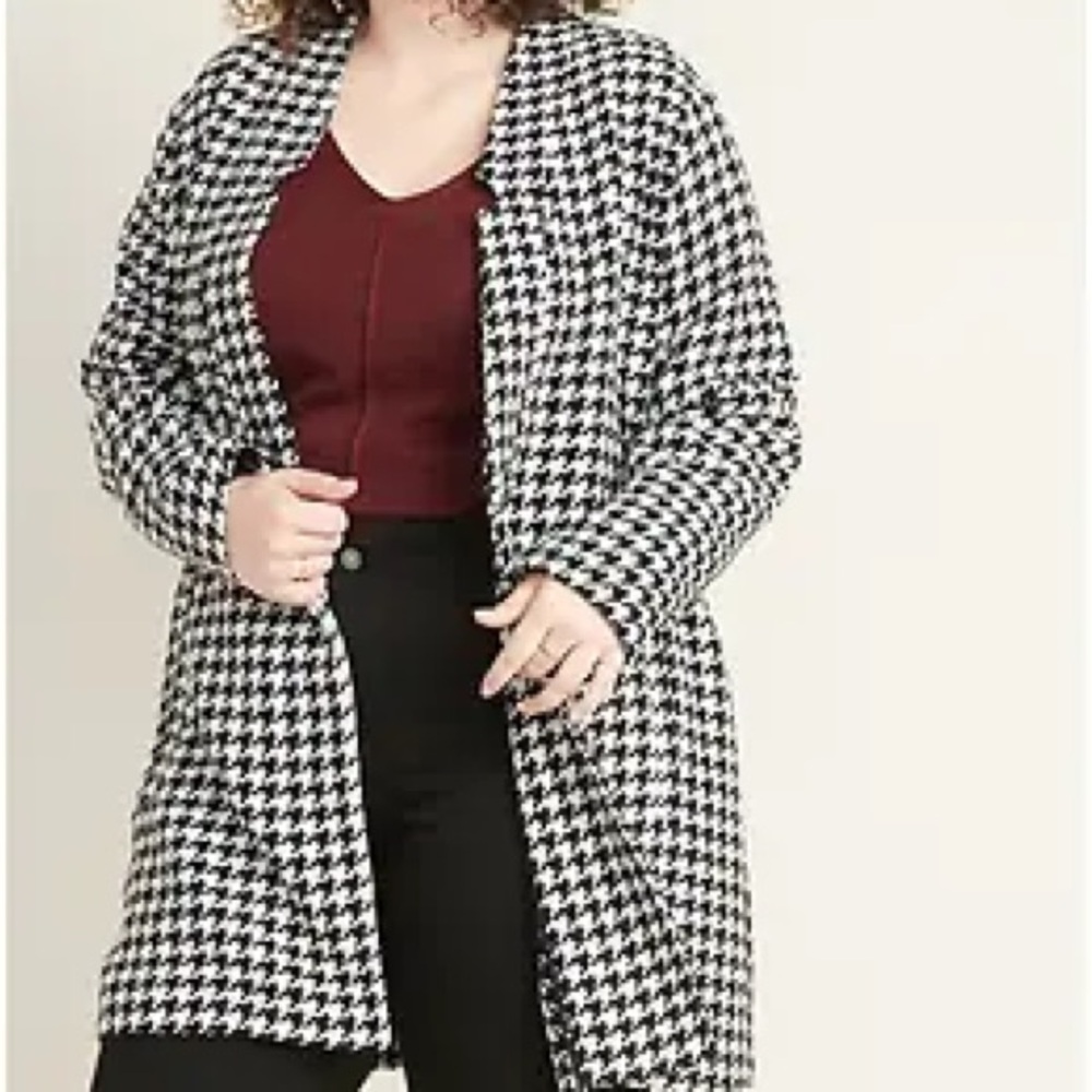 Old Navy Houndstooth Black and White Plus Size Trench Coat